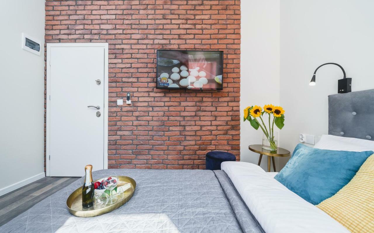 Liv Apartments Old Town Краків Екстер'єр фото